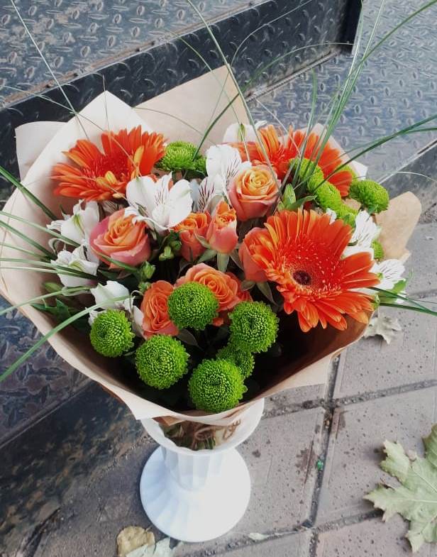 Букет цветов из: Герберы, Хризантемы, Альстромерии и Розы в Поселок имени Степана Разина
