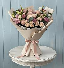 Букет цветов из:  Розы и Лизиантусы в Поселок имени Степана Разина