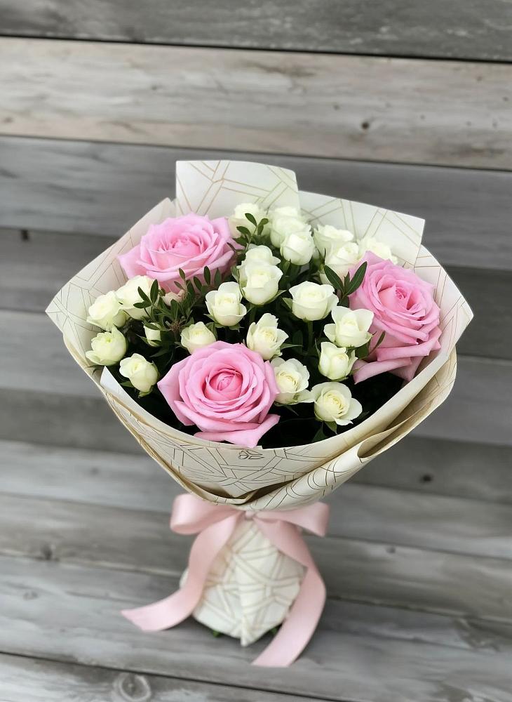 Букет цветов из: Розы в Поселок имени Степана Разина