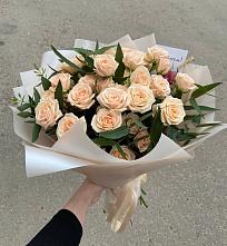 Букет Кремовые розы Латте в Поселок имени Степана Разина