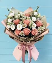 Букет цветов из:  Розы, Альстромерии и Лизиантусы #REPLACE_PRED# Поселок имени Степана Разина