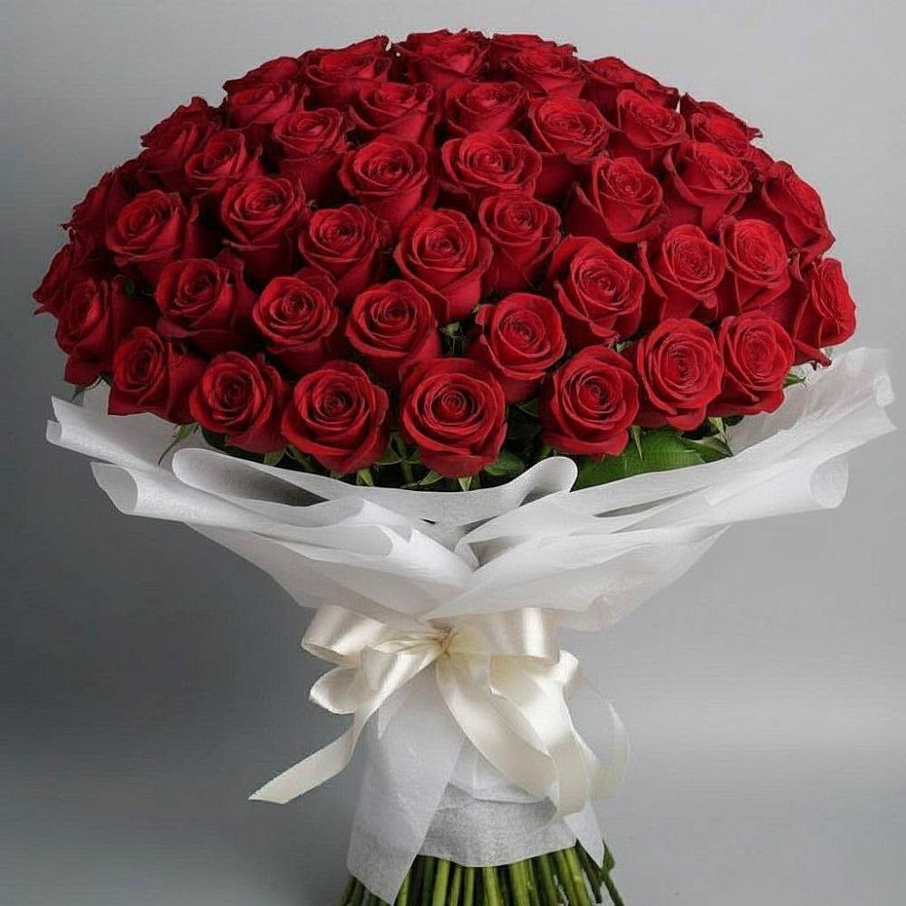 Букет 101 Красная роза Блэк Мэджик в Поселок имени Степана Разина