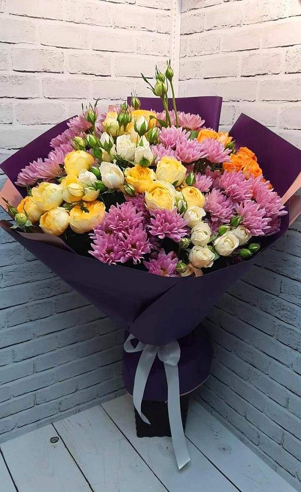 Букет цветов из: Хризантемы и Розы в Поселок имени Степана Разина