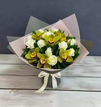 Букет цветов из:  Орхидеи и Розы в Поселок имени Степана Разина