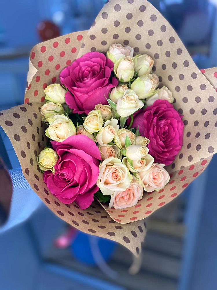 Букет цветов из: Розы в Поселок имени Степана Разина