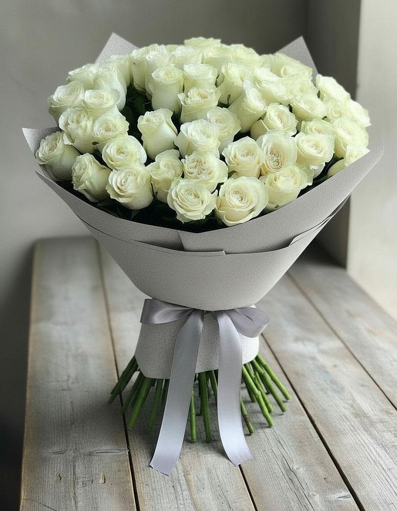 Букет 35 Белых роз в Поселок имени Степана Разина