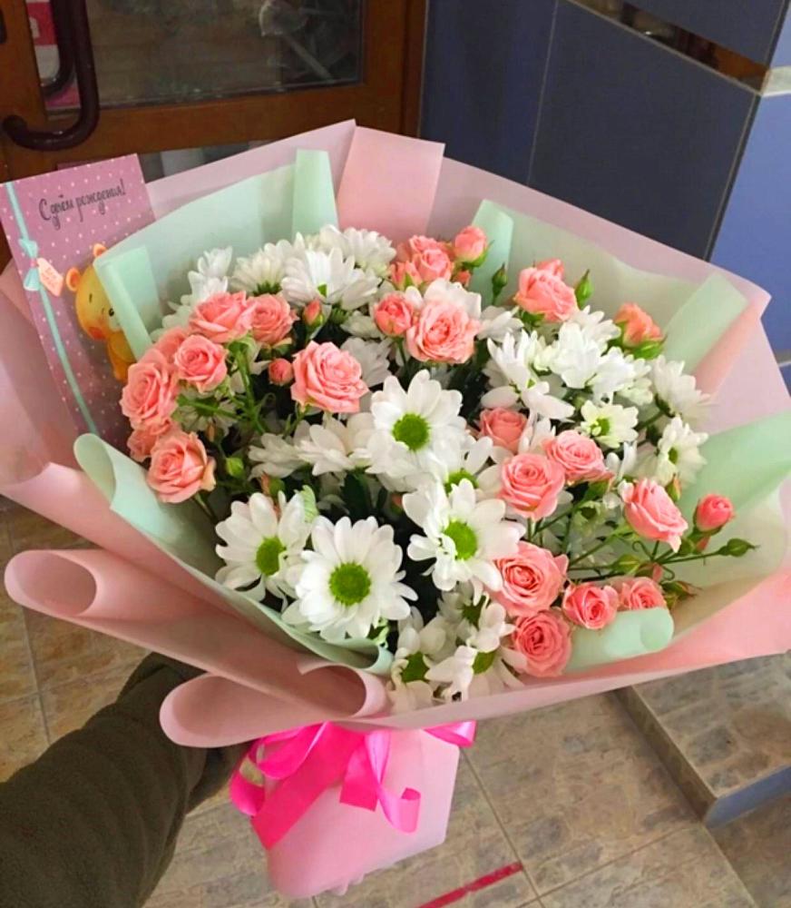 Букет цветов из: Розы и Хризантемы в Поселок имени Степана Разина