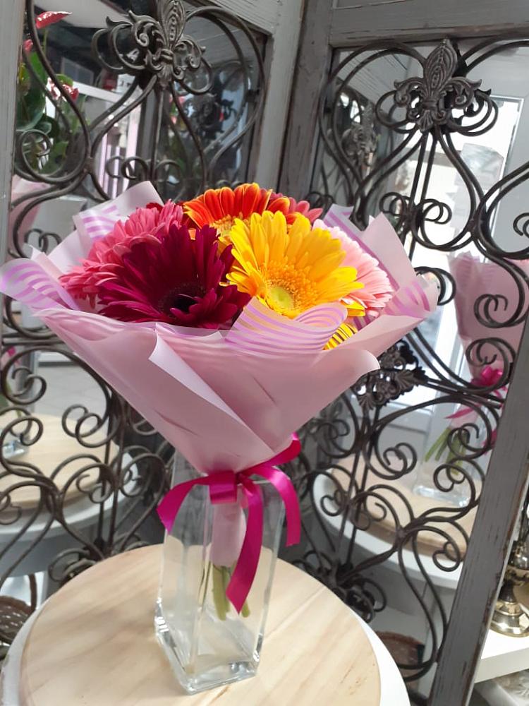 Букет цветов из: Герберы в Поселок имени Степана Разина