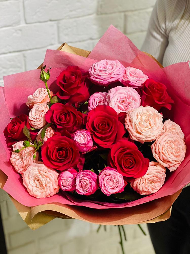 Букет цветов из: Розы в Поселок имени Степана Разина