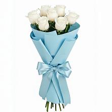 Букет 7 белых роз Проуд в Поселок имени Степана Разина