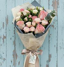 Букет цветов из:  Розы в Поселок имени Степана Разина
