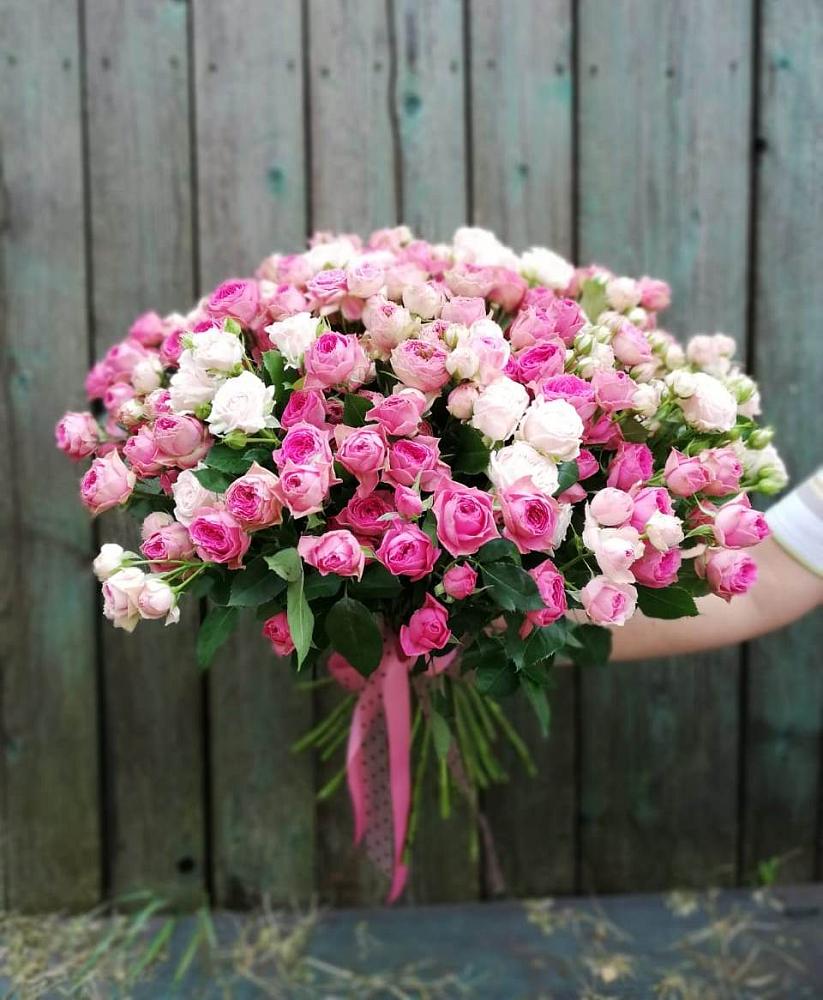 Букет Розовые кустовые розы Натали и Лав Лидия в Поселок имени Степана Разина