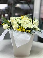 Цветочная композиция из Розы  в Поселок имени Степана Разина