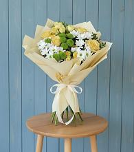 Букет цветов из:  Хризантемы и Розы в Поселок имени Степана Разина