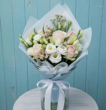 Букет цветов из:  Розы и Лизиантусы в Поселок имени Степана Разина