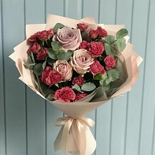 Букет цветов из:  Гвоздики и Розы в Поселок имени Степана Разина