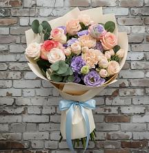 Букет цветов из:  Розы, Лизиантусы и Гвоздики #REPLACE_PRED# Поселок имени Степана Разина